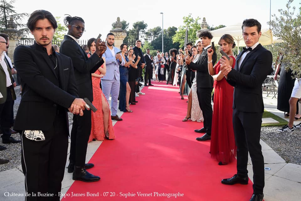 inauguration exposition James Bond chateau de la buzine