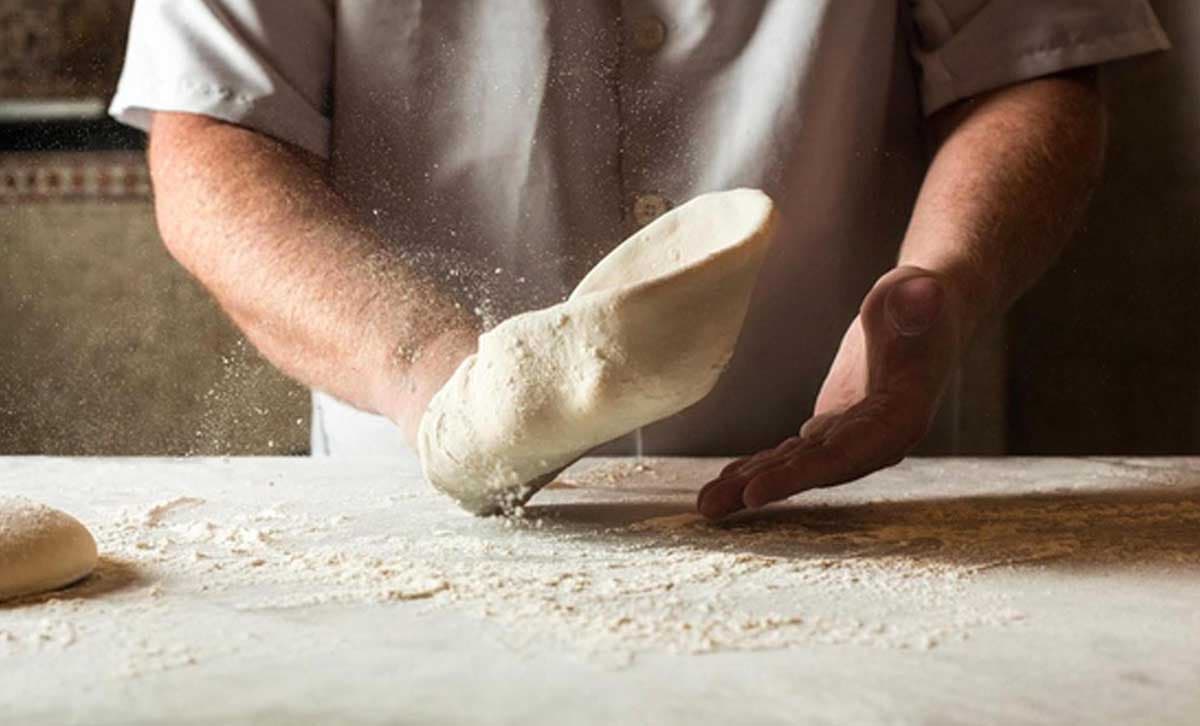 pizza pizzaiolo napolitaine margherita gastronomie culture italie