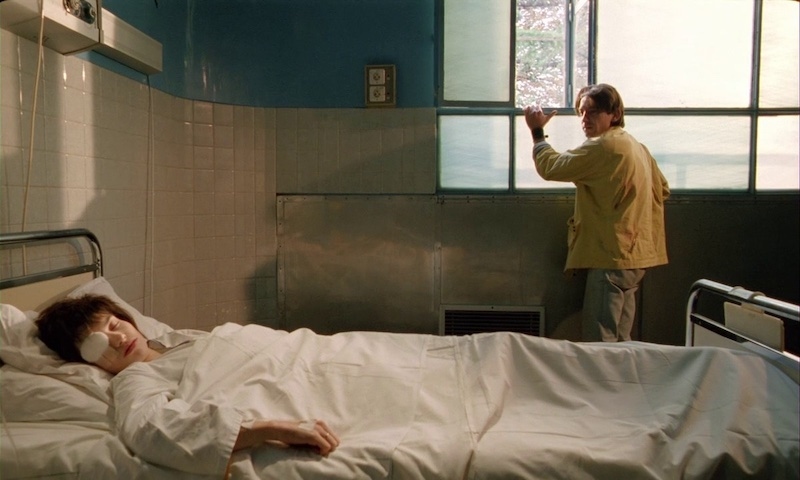 37°2 le matin scène a l hôpital